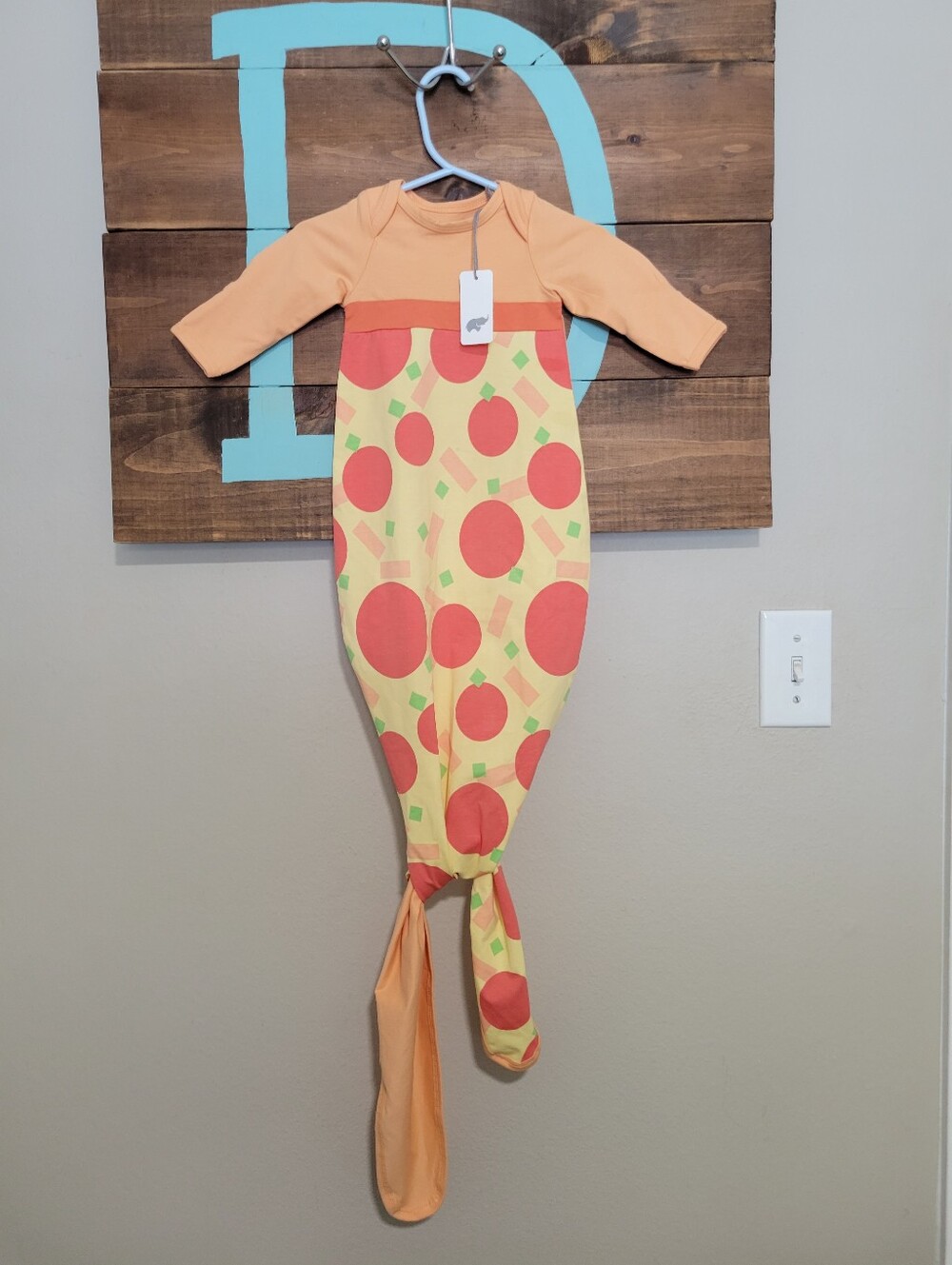 Monica + Andy  Orange & Peach Pizza Print Knotted Organic Cotton One-Piece Nwt